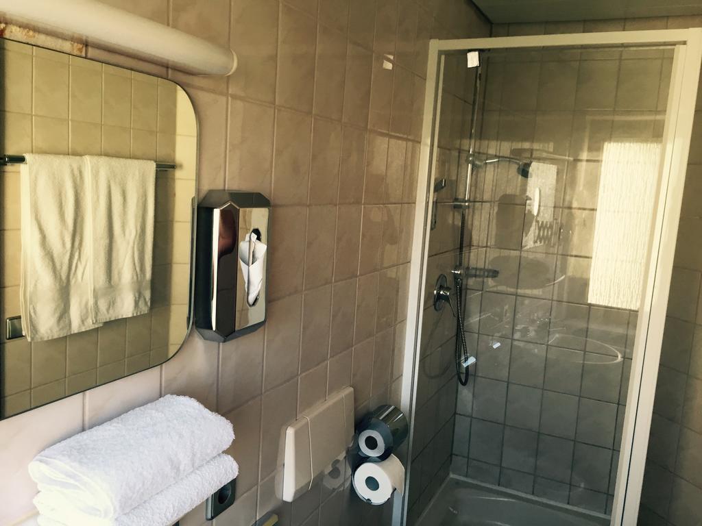 Motels21 Sersheim Exterior foto