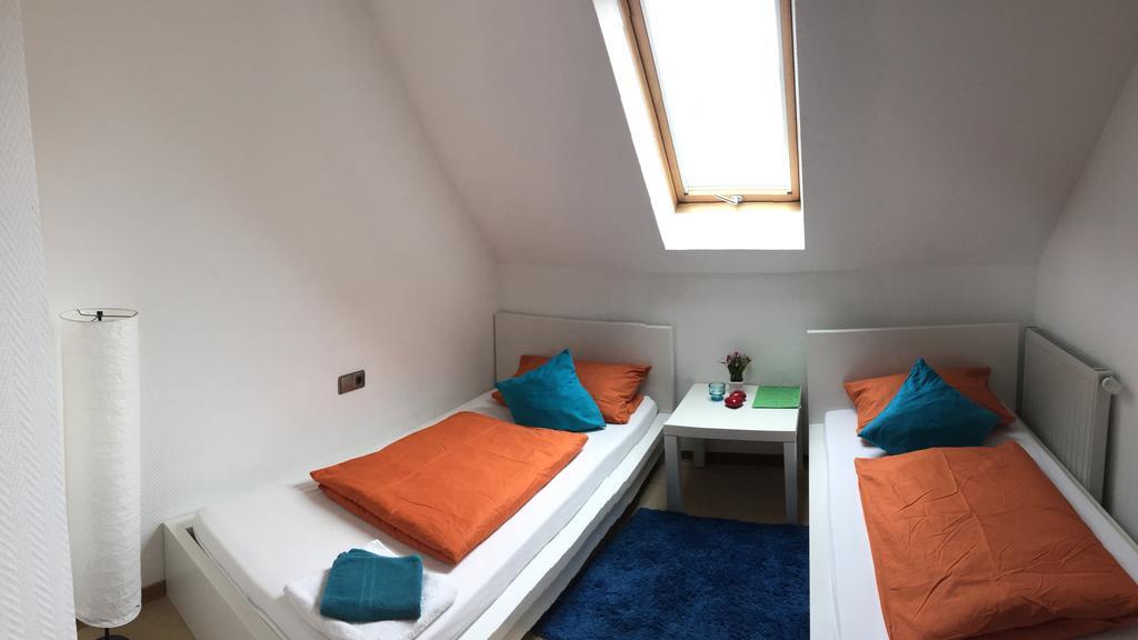 Motels21 Sersheim Habitación foto