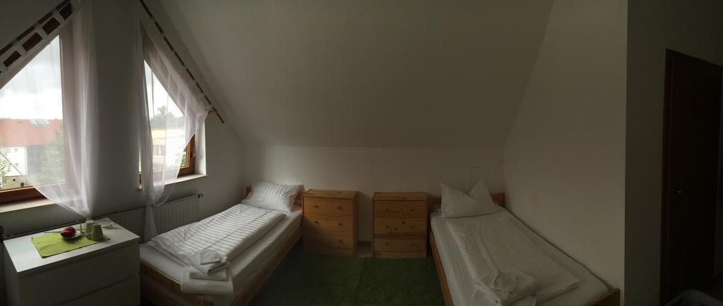 Motels21 Sersheim Habitación foto